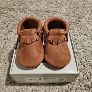 Freshly Picked Moab Brown Kids Moccasins